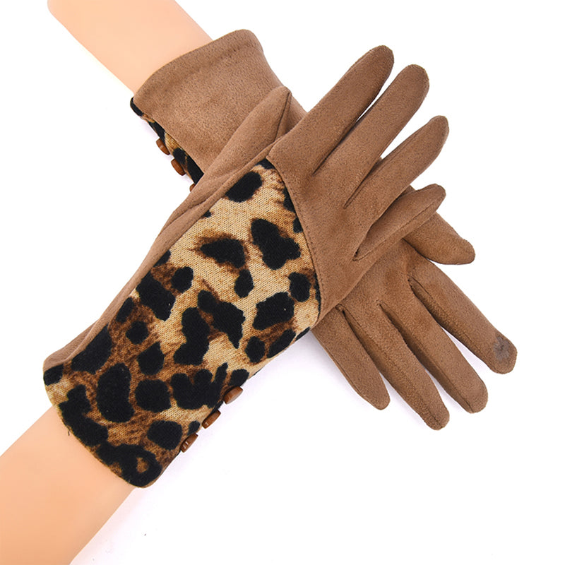 Nya Warm Winter Gloves Featuring Leopard Print